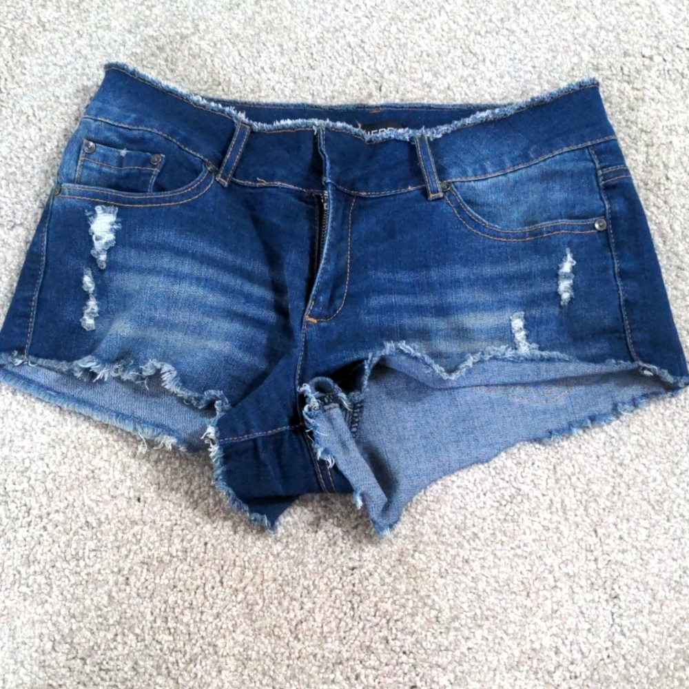 Jean short